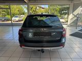 Skoda Octavia Combi Scout 4x4,DSG,Kamera,Ahk,Navi,Tüv- - Skoda Octavia: Combi Scout