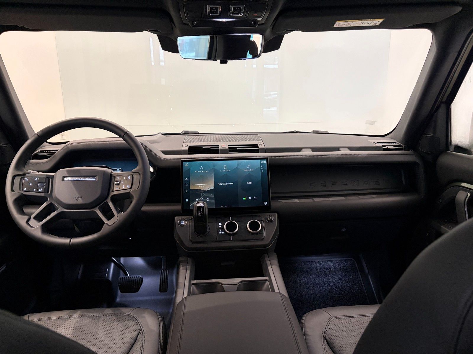 Land Rover Defender - Bild 4