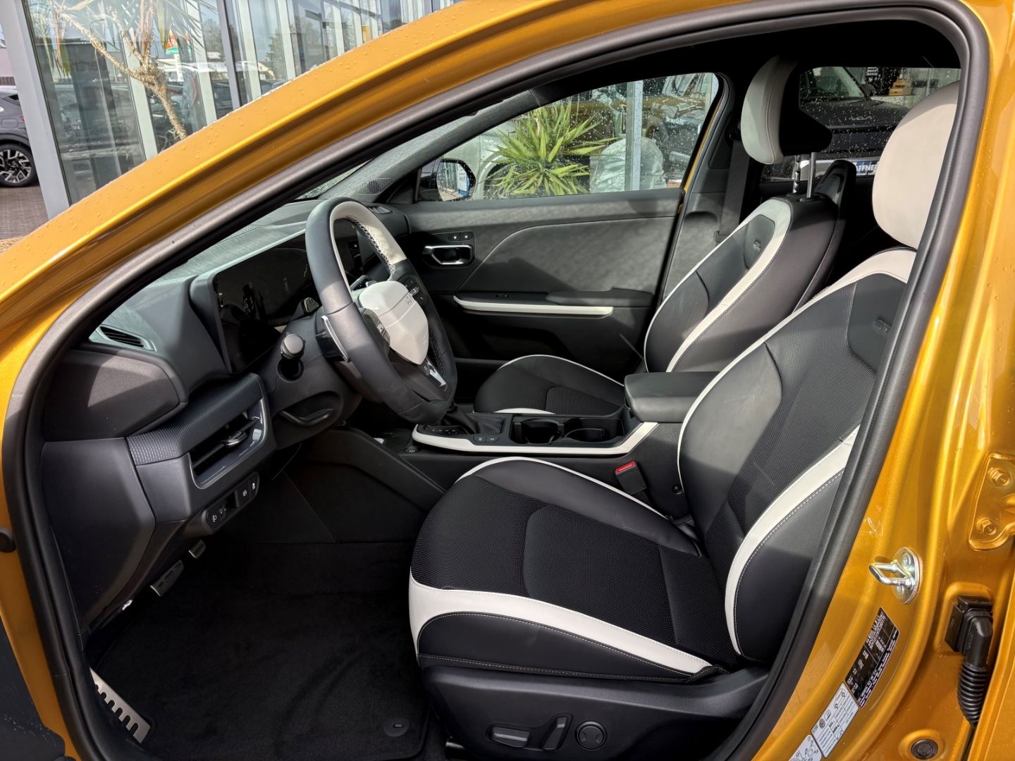 Fahrzeugabbildung Kia K4 1.6 T-GDI 132 kW GT-Line Sitzklima Memory 360