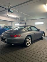 Porsche 996 Carrera Coupé Carrera - graue Porsche 996