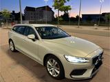 Volvo V60 D4 Momentum Pro Kombi D /T.LEDER/NAVI - Volvo V60 in Mannheim