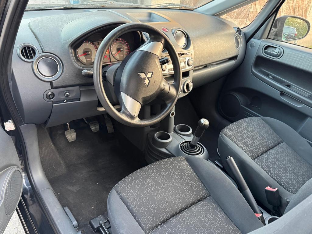 Mitsubishi Colt