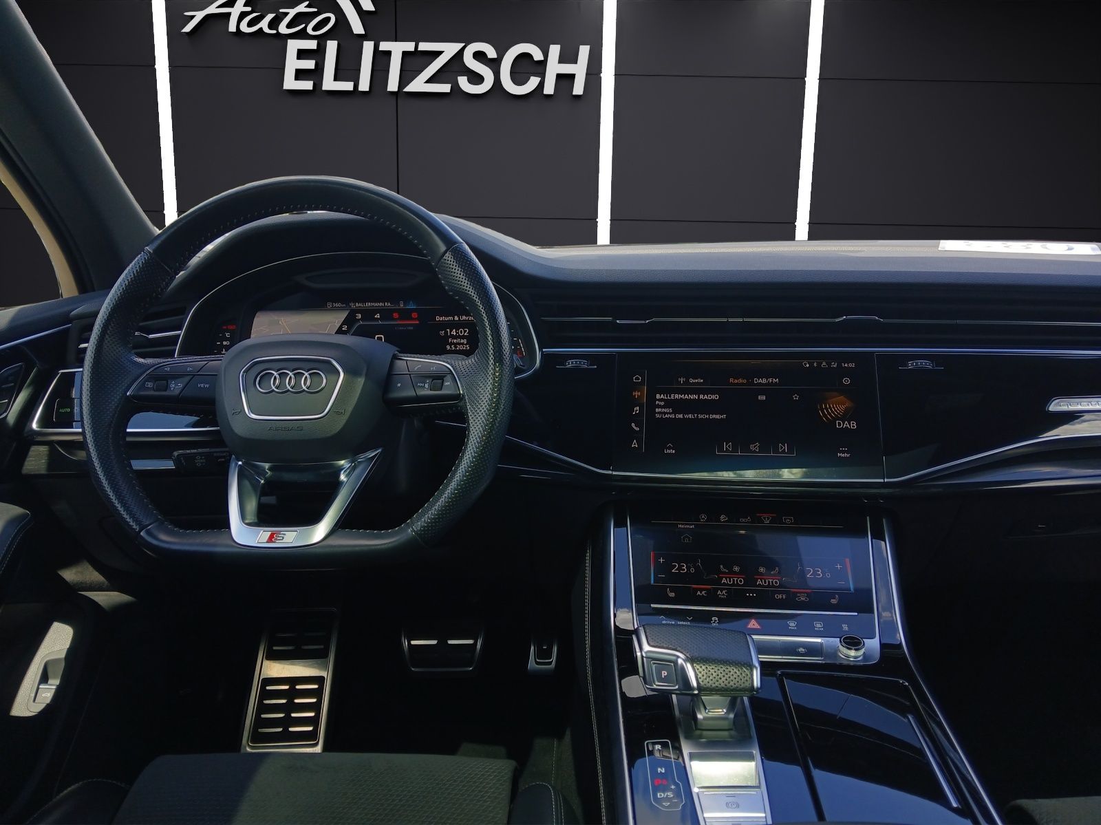 Fahrzeugabbildung Audi SQ7 V8 TDI quattro MATRIX LUFT PANO STH HUD ACC