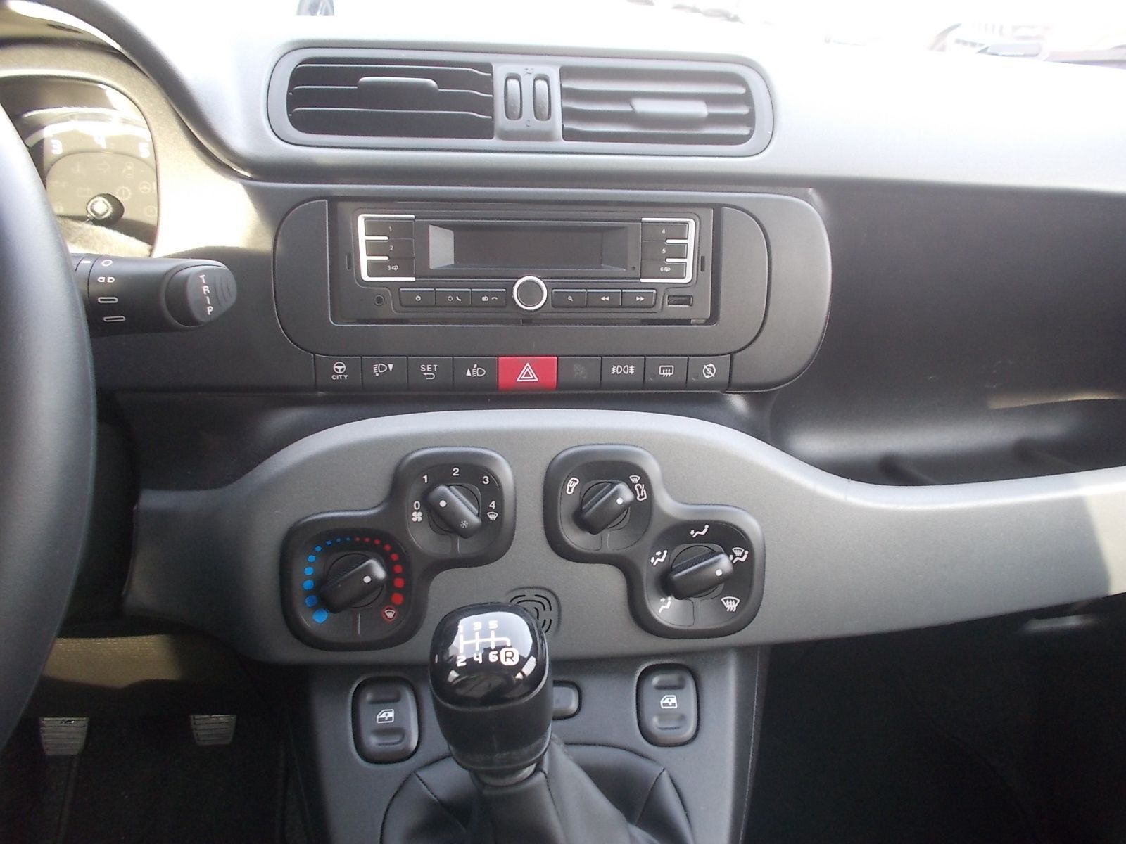 Fahrzeugabbildung Fiat Panda City Plus 1.0 Hybrid