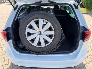 Volkswagen Passat Variant - 11