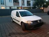 Dacia Logan mit Dachträger - gebrauchte Dacia Logan aus dem Jahr 2012