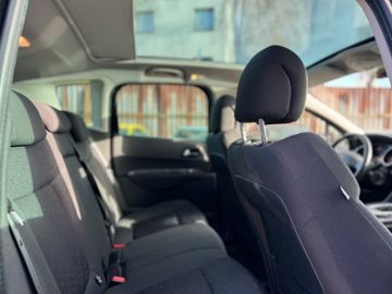 Peugeot 3008 - 11