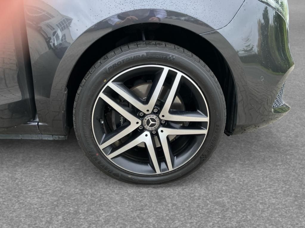 Fahrzeugabbildung Mercedes-Benz V 300 d 4MATIC EDITION Lang *AHK*LED*PDC*SpurH