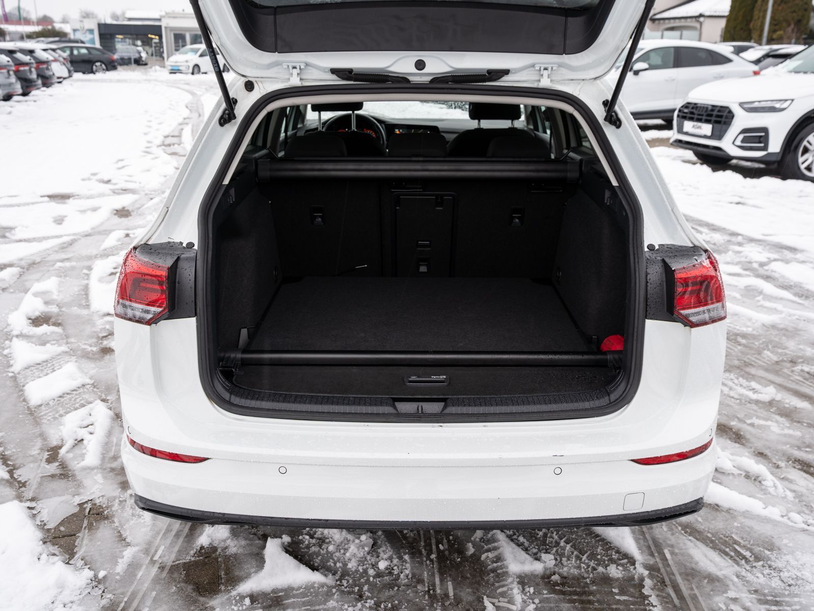 Volkswagen Golf - Bild 9