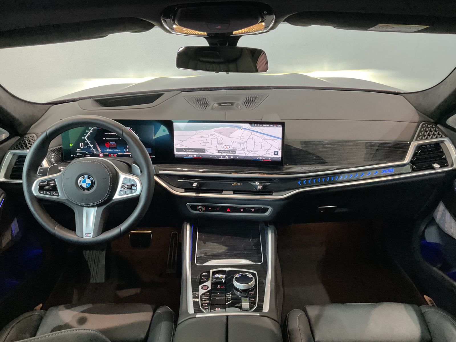 Fahrzeugabbildung BMW X6 xDrive40d M Sportpaket Pro, Active Sitzbelüft