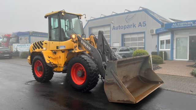 Volvo L 40 B-TP/S Radlader 9.000 Kg