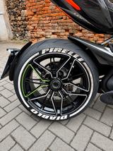 Ducati Diavel - DUCATI STREETFIGHTER