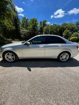 Mercedes-Benz C 200 CGI T BlueEFFICIENCY ELEGANCE ELEGANCE - Mercedes-Benz C 200 aus 2011: Cgi