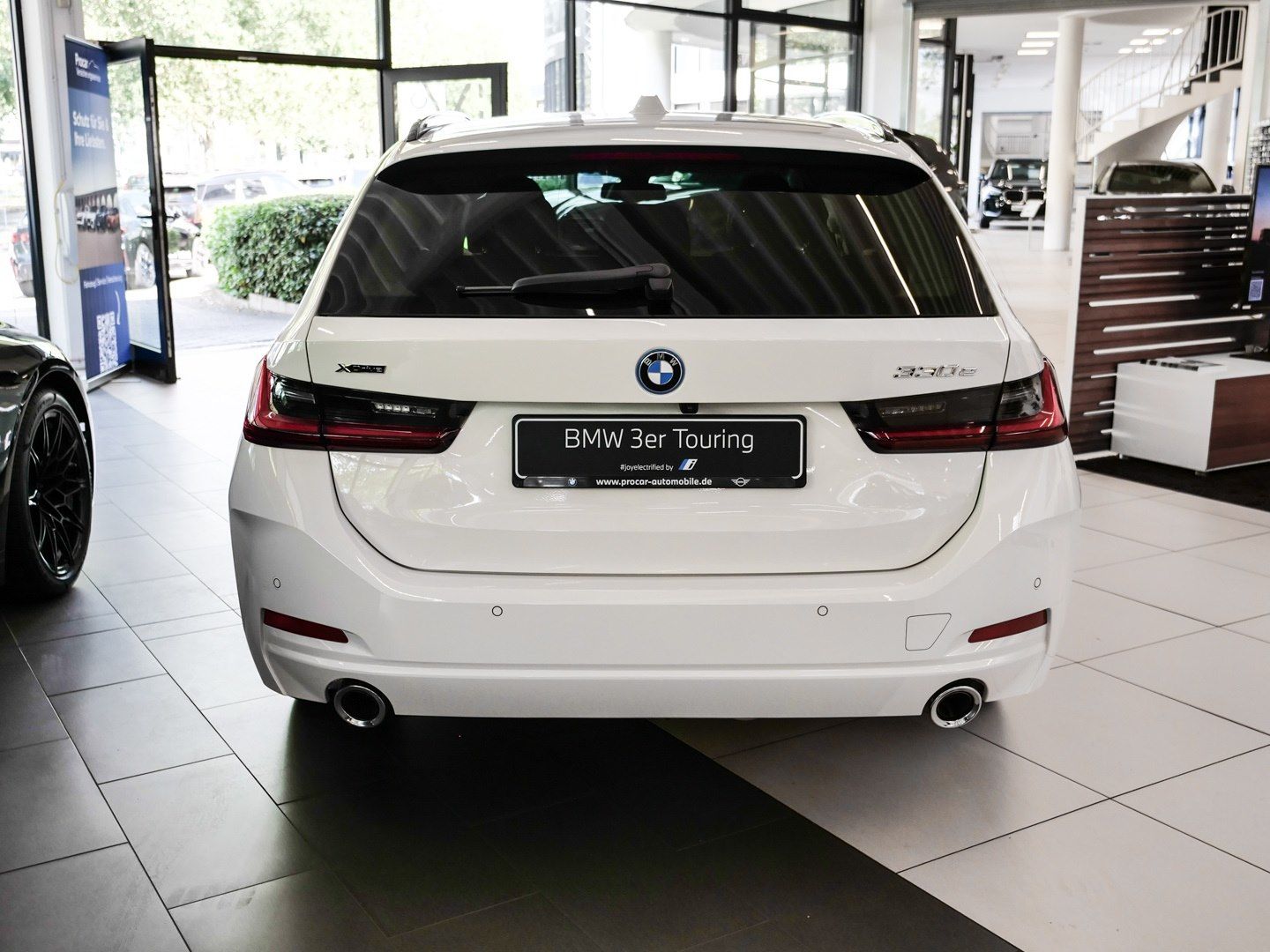 BMW 330 - Bild 5