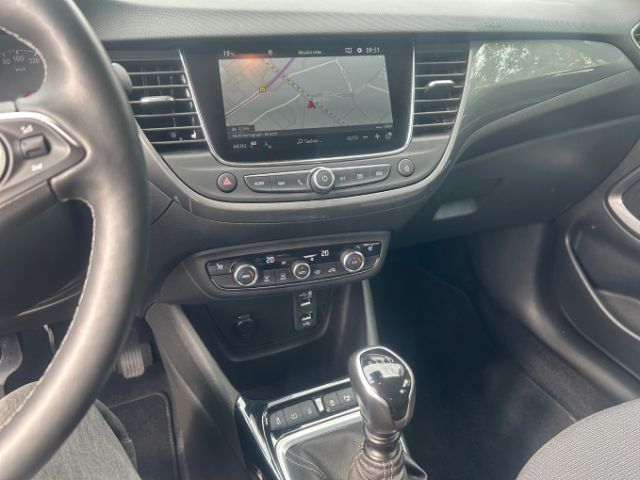 Fahrzeugabbildung Opel Crossland Elegance 1.2 Turbo EU6e Navi LED Apple