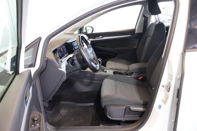 Volkswagen Golf VIII 2.0 TDI AID+FRONT+LANE+LED+ALU