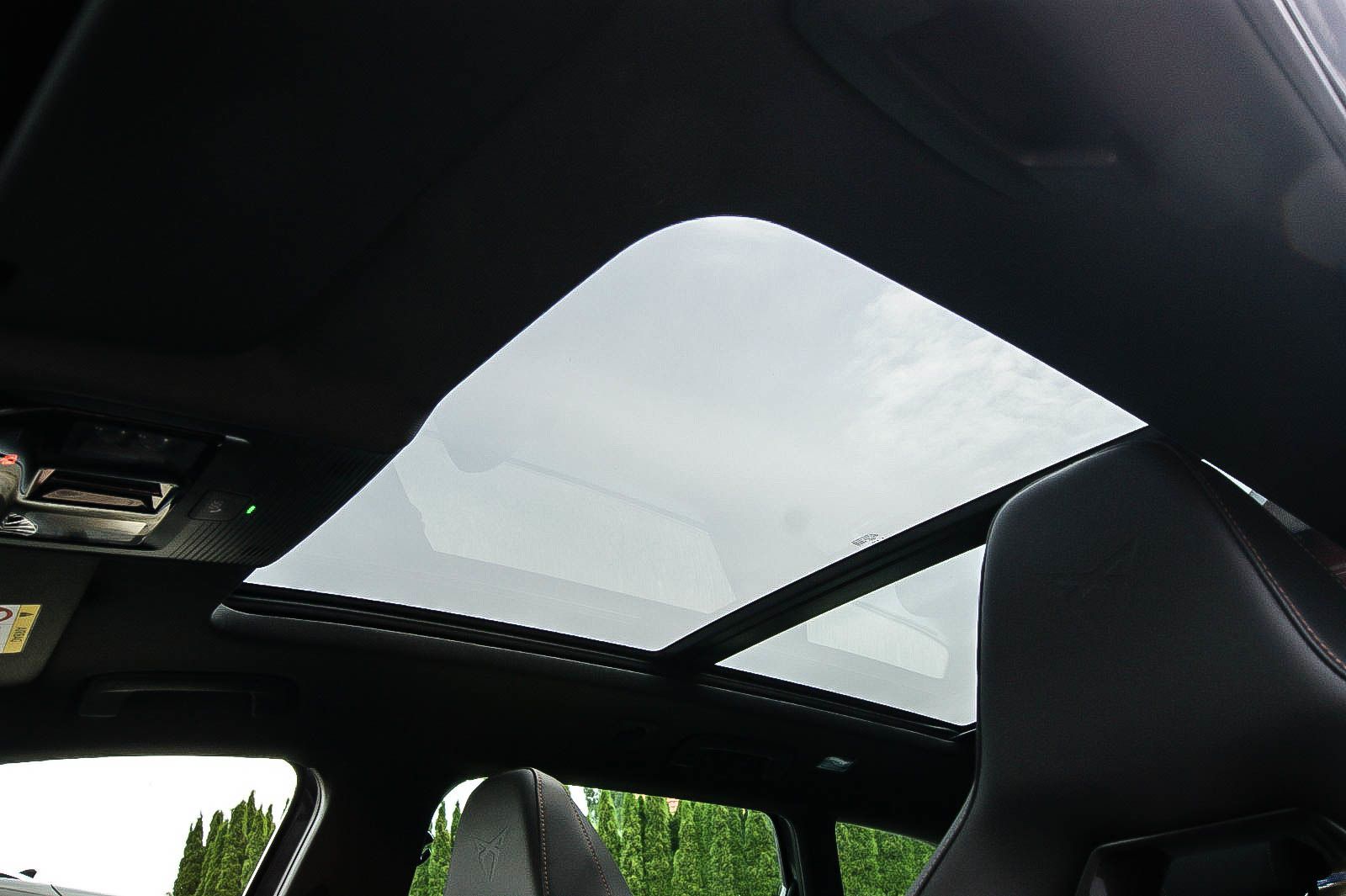 Fahrzeugabbildung CUPRA Leon Sportstourer e-Hybrid PANORAMA CARPLAY ACC