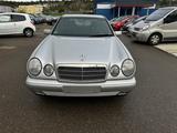 Mercedes-Benz E 240 CLASSIC Automatik Klimaanlage Rentnerfahrz - Mercedes-Benz CLA