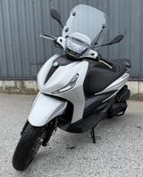Piaggio Beverly S 400 HPE - PIAGGIO BEVERLY
