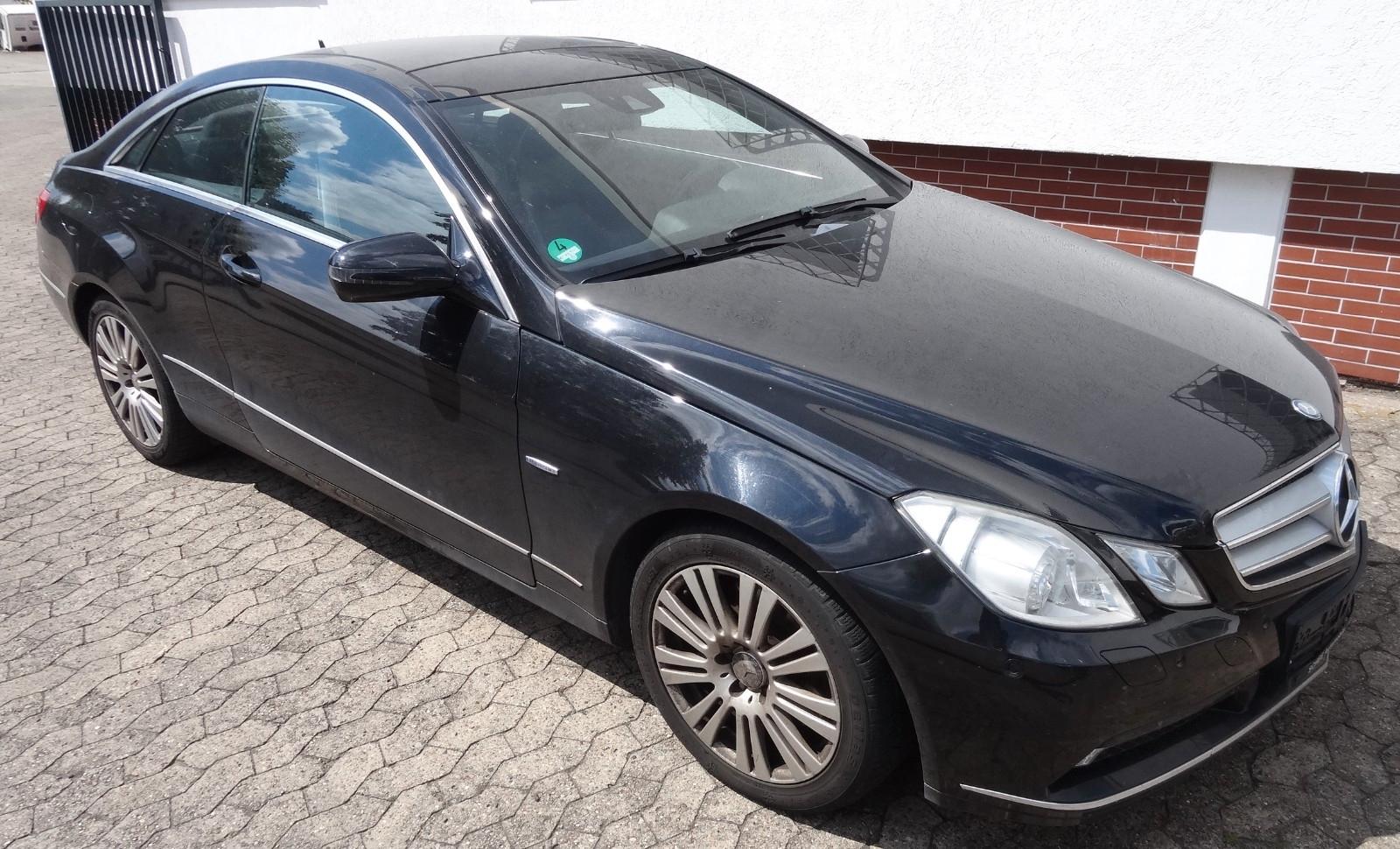 Mercedes-Benz E 350 Coupé E 350 CGI BlueEFFICIENCY AVANTG.