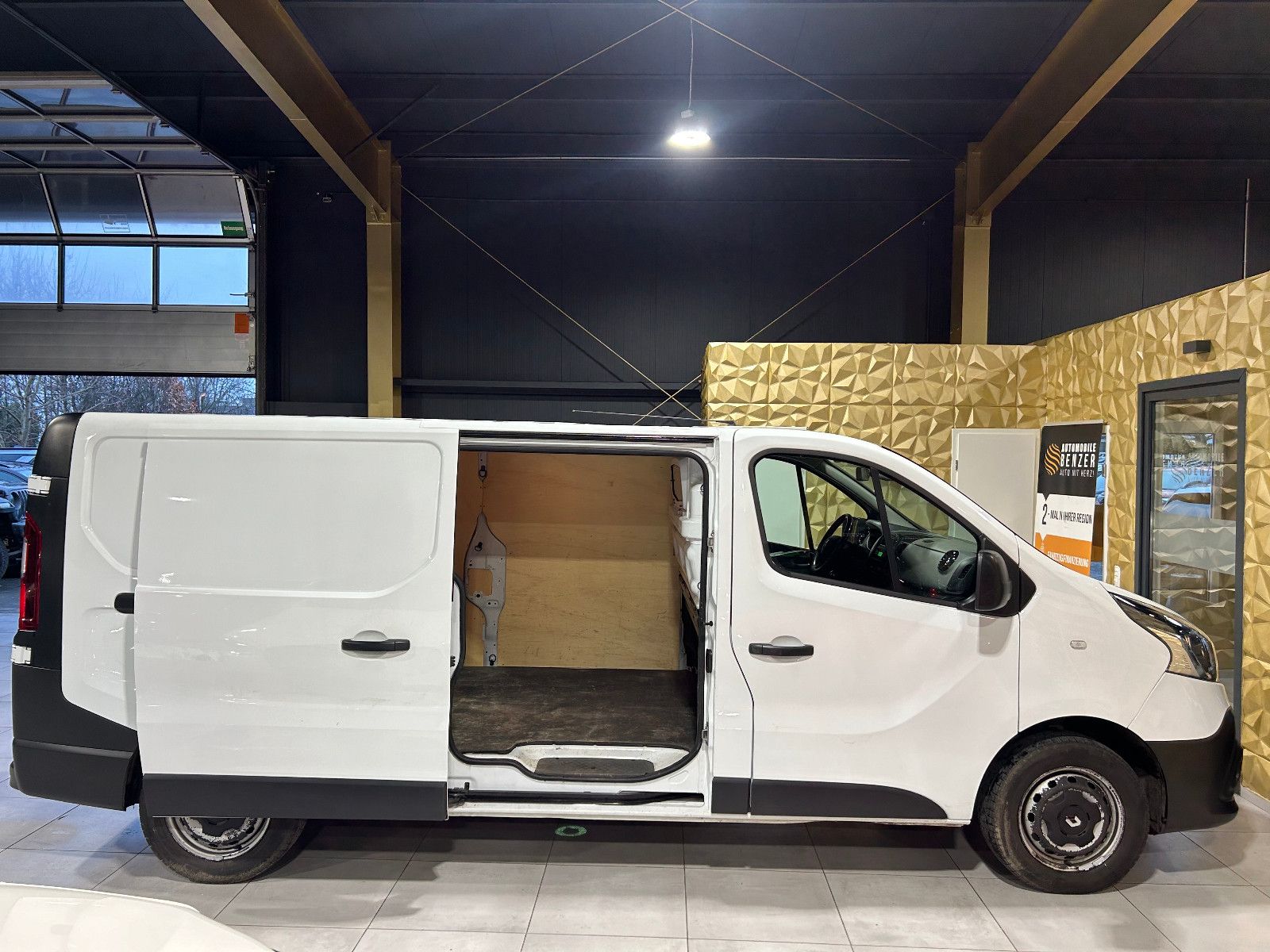 Fahrzeugabbildung Renault Trafic Kasten L2H1 2,9t Komfort/KAMERA/KLIMA/TEM