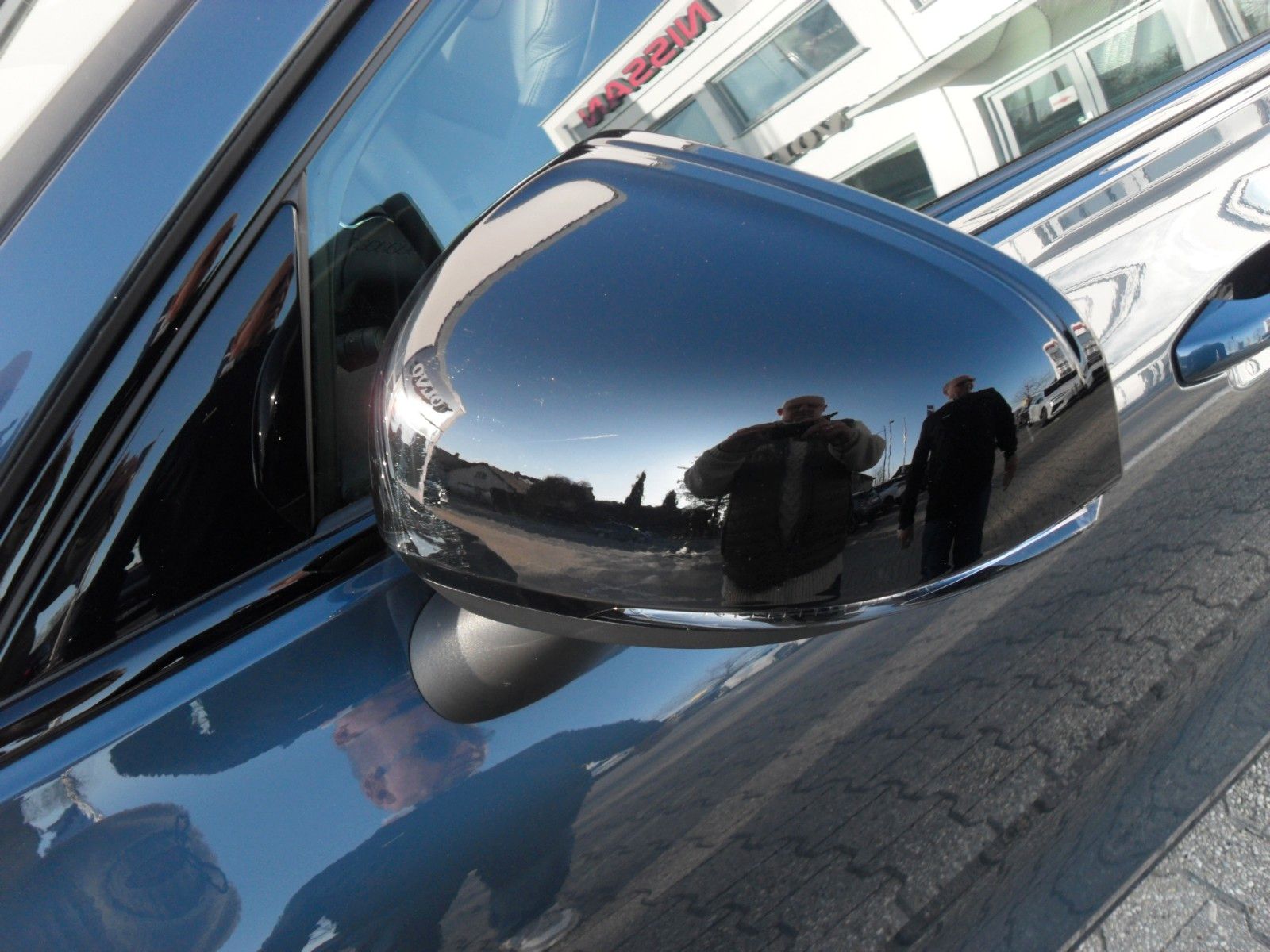Fahrzeugabbildung Volvo V60 B4 Kombi Plus Dark | Diesel