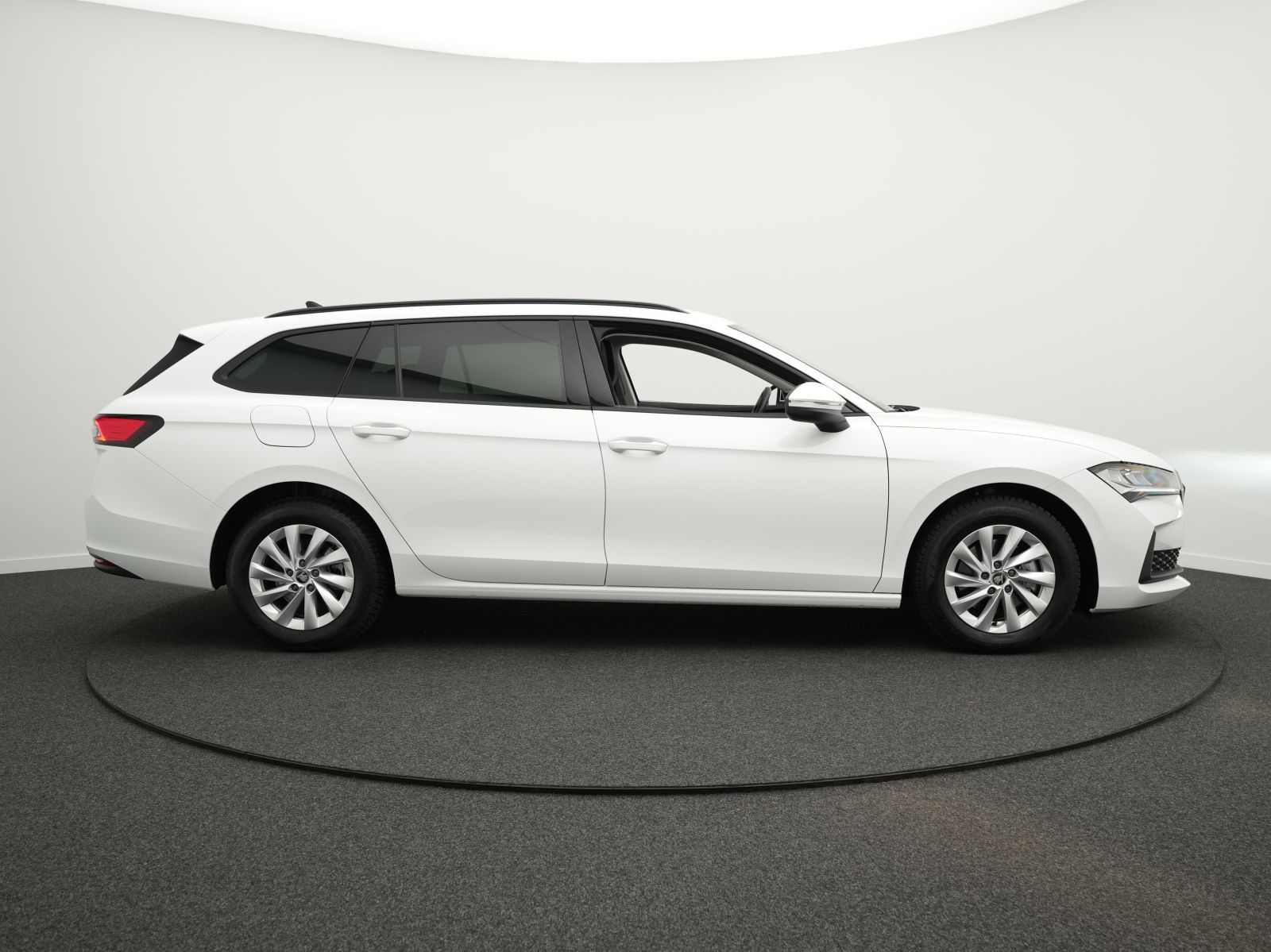 Skoda Superb - Bild 12