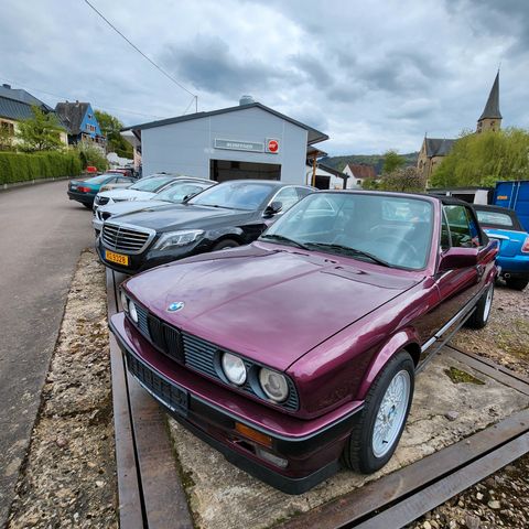 BMW 318i Cabrio E30