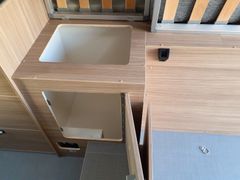 Pössl Summit Shine 600L Elegance-Ausführung MJ25