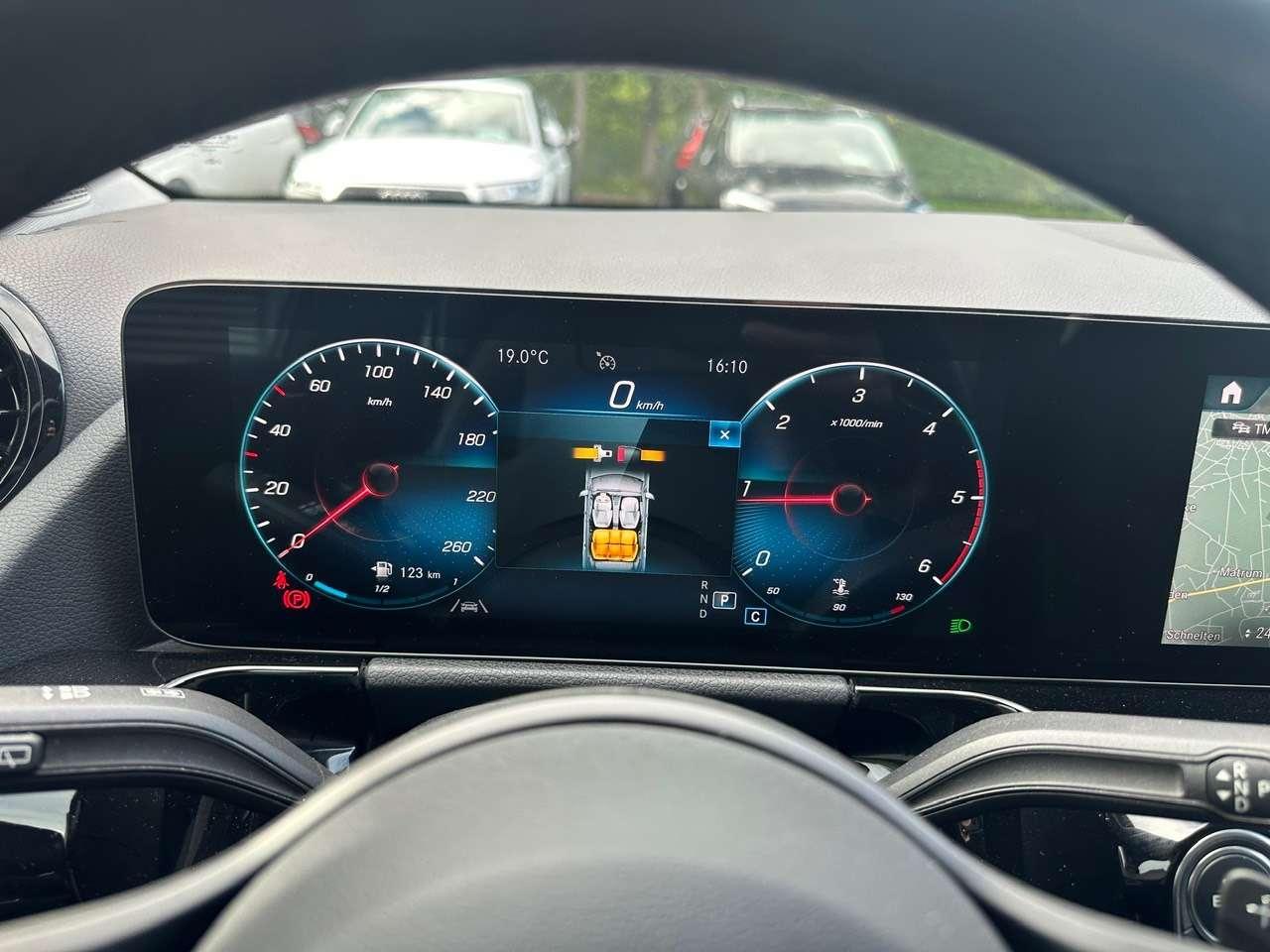 Mercedes-Benz B-Class 7G-DCT / Automatik, миниатюра 21