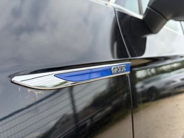 Volkswagen Passat - 6