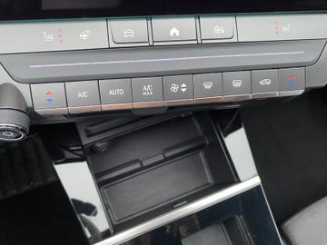 Bild 20 Opel Astra GS AT/NAVI/SHZ+LHZ/PDC vo+hi+360