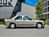 Mercedes-Benz 190E 2.5-16V - Mercedes-Benz 190: 190e 16v