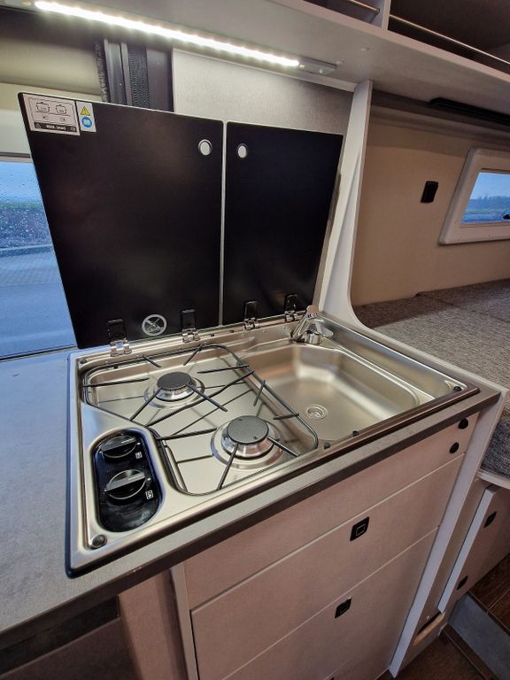 POESSL Summit Shine 600L Automat *Truma-Diesel* - Autohaus Melzer