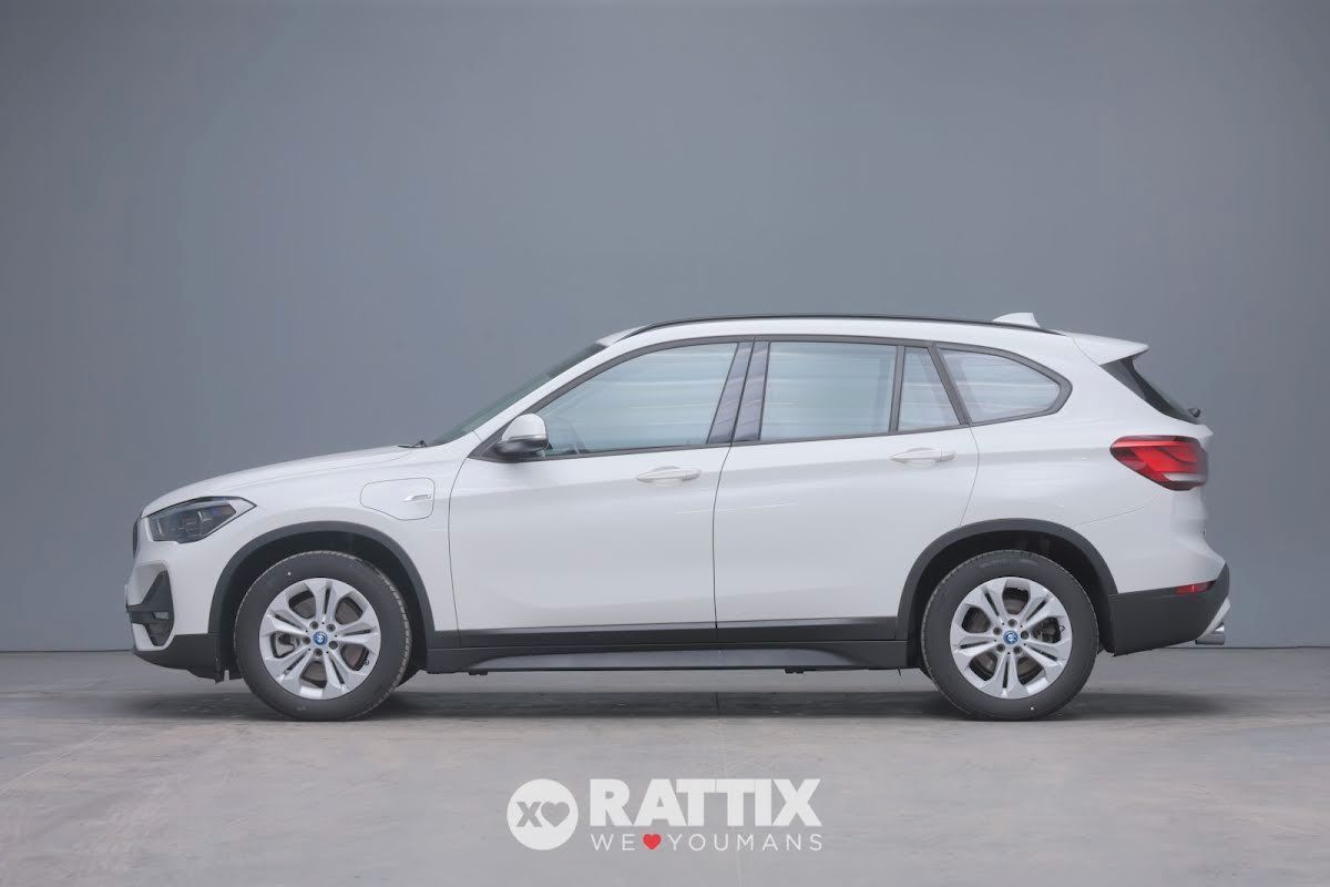 BMW X1 1.5 PHEV Business Advantage xDrive25e Aut imagem 2