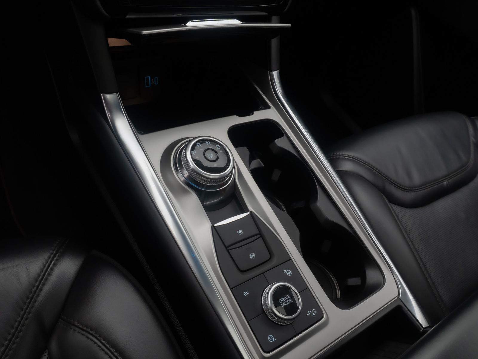 Fahrzeugabbildung Ford Explorer Platinum B&O 360&deg;Memory ACC DAB 7Sitzer