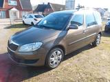 Skoda Roomster 1.2 TSI DSG / Klimaautomatik - Skoda Roomster: 5 Türen