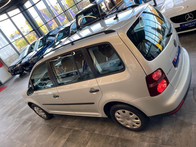 Volkswagen Touran Conceptline *KLIMA*TEMPOMAT*SZHZ*