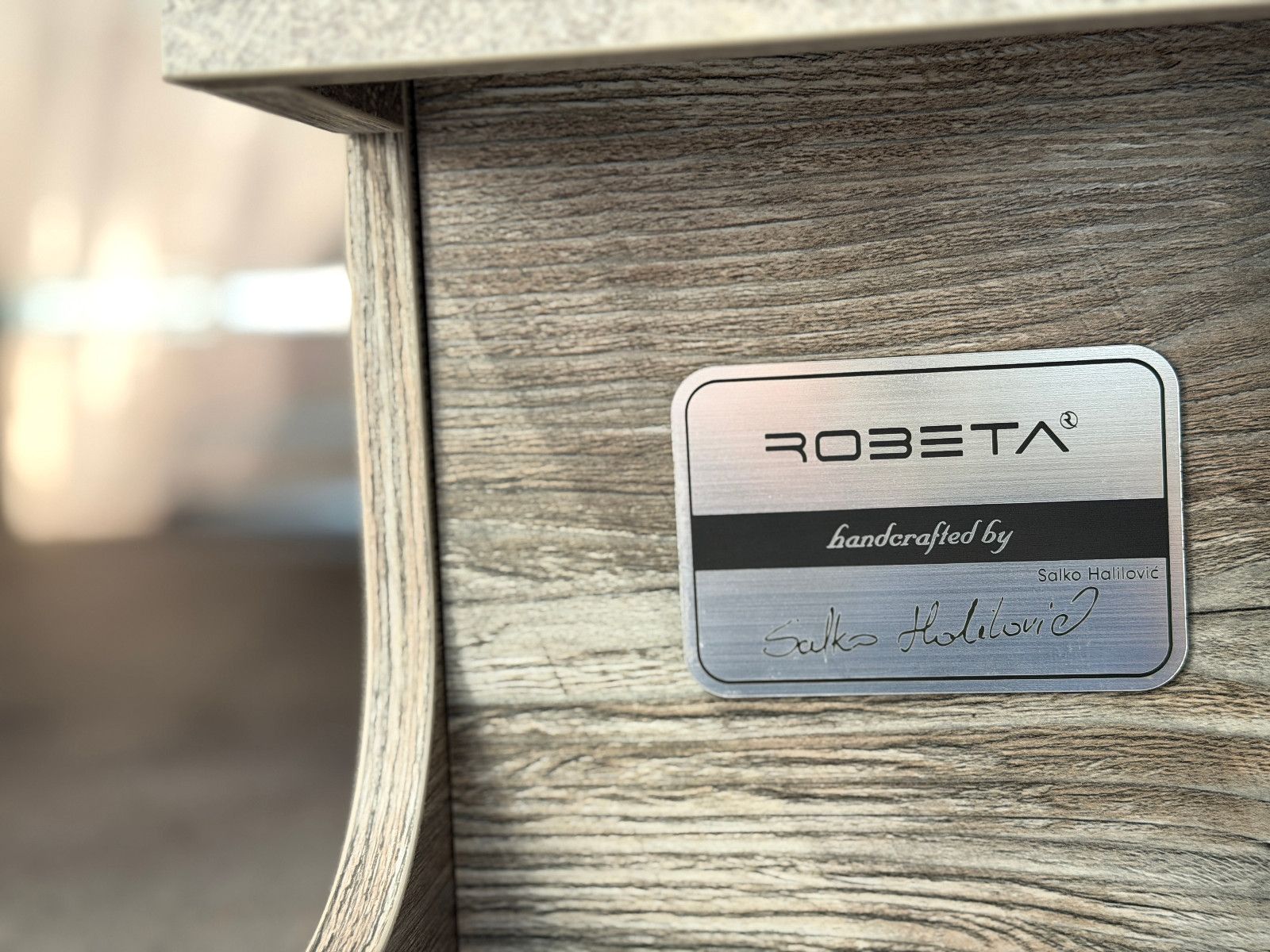 Fahrzeugabbildung Robeta Adonis - Luxus Campervan Aufstelldach