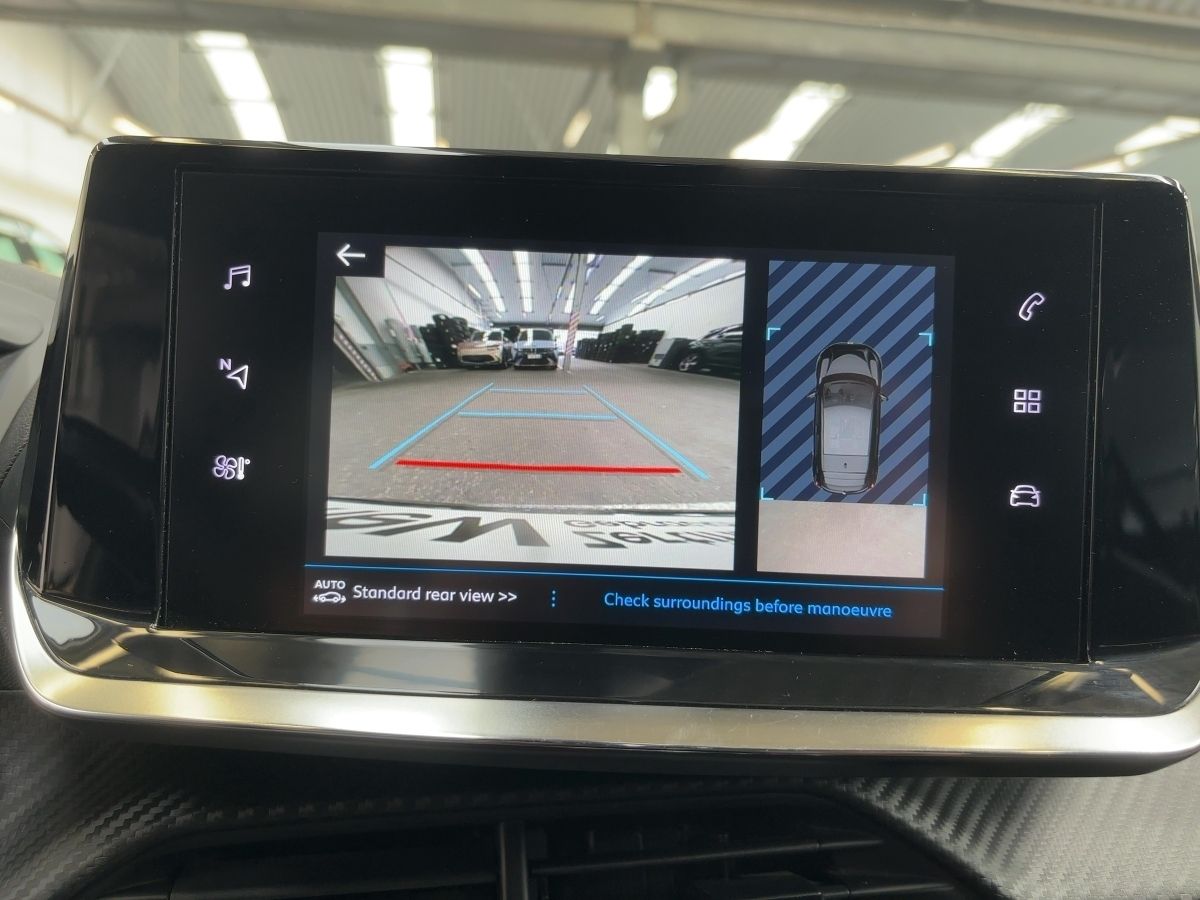 Peugeot 208 - Bild 15