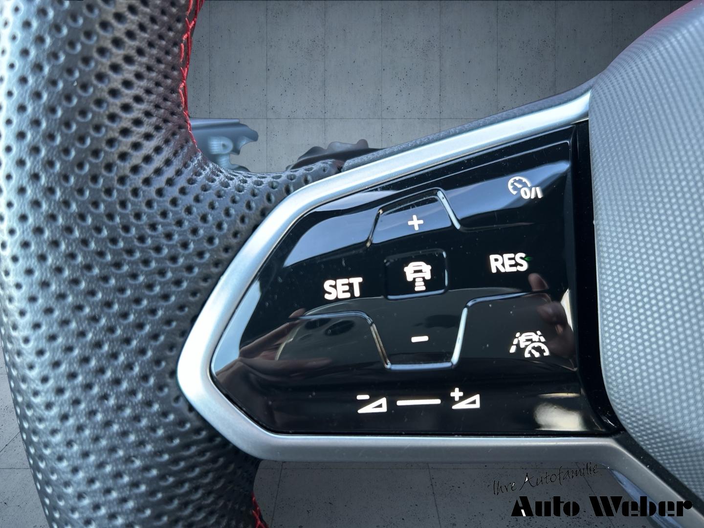 Volkswagen Golf GTI Navi LED ACC Apple CarPlay Klimaautom., миниатюра 15