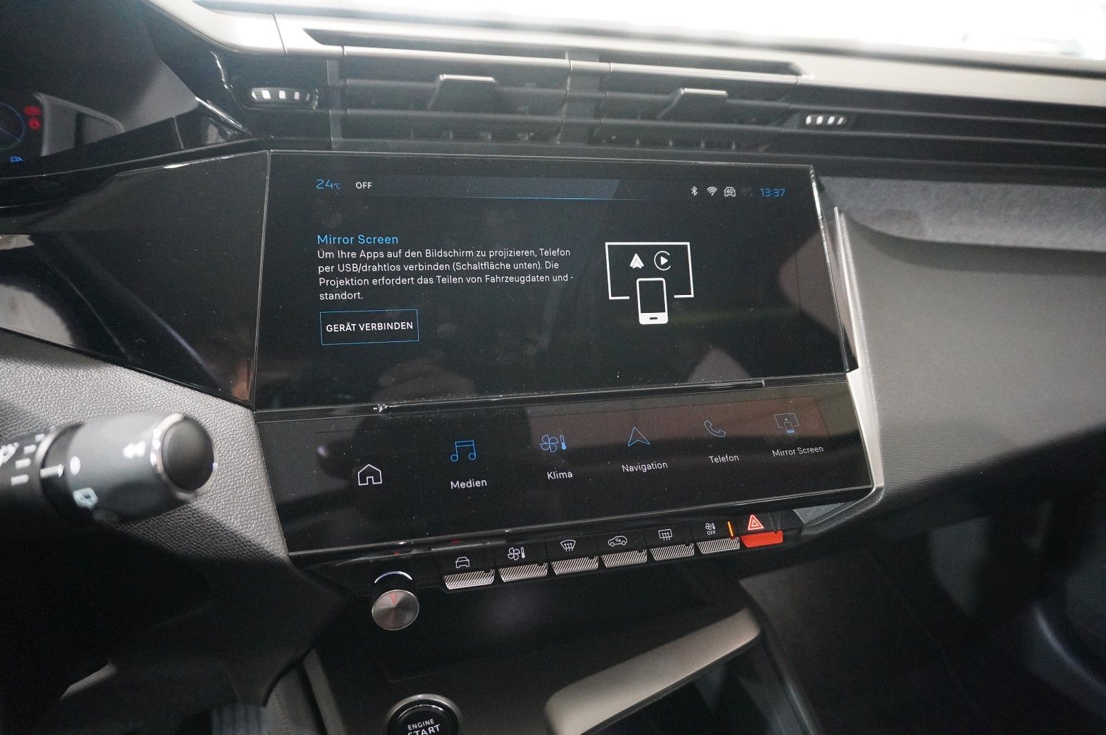 Fahrzeugabbildung Peugeot 308 SW 1.2 HYBRID ALLURE DSC NAVI/LED/KAMERA/DAB