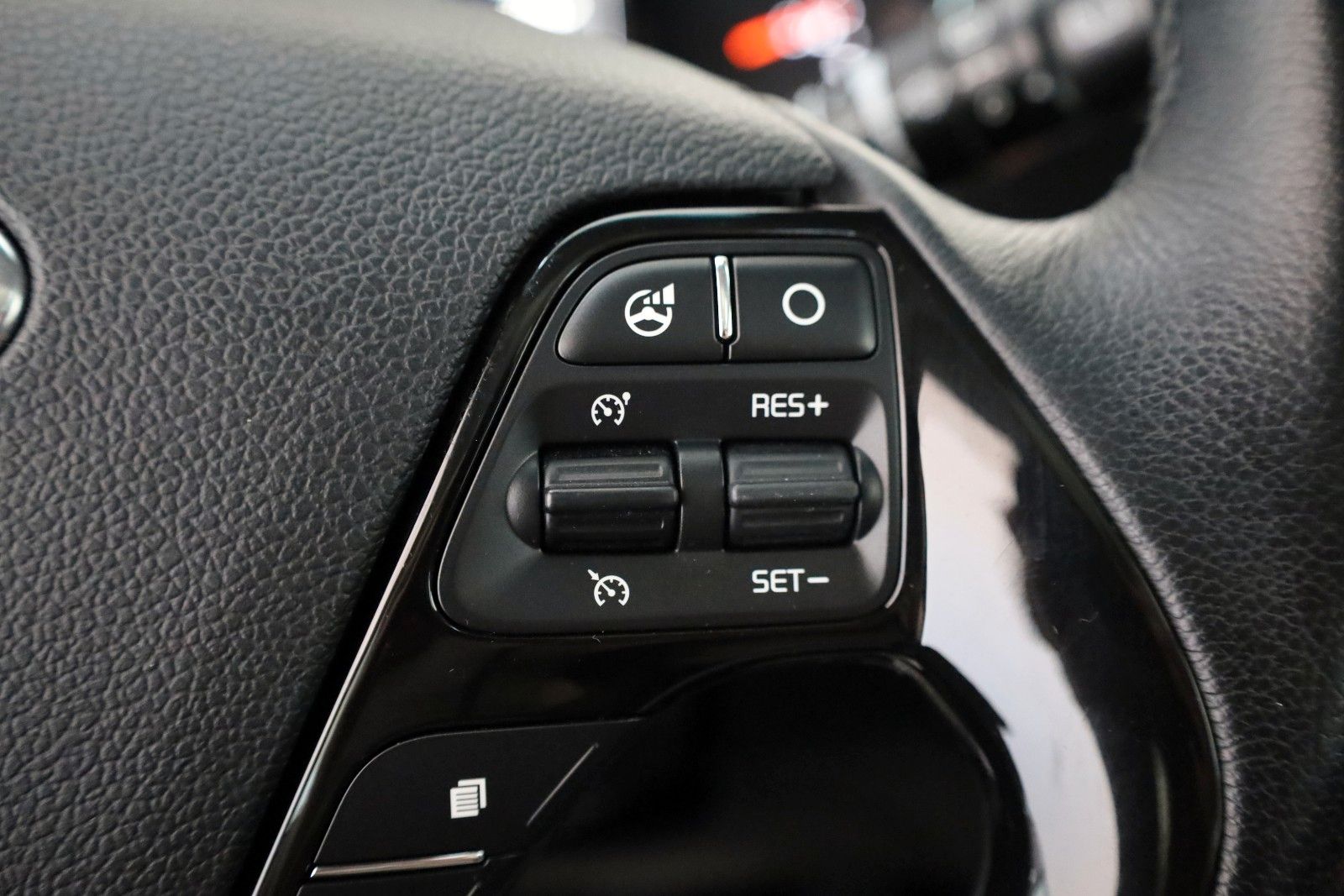 Fahrzeugabbildung Kia cee'd Sportswagon Spirit Navi,Xen,Kamera,PanDach