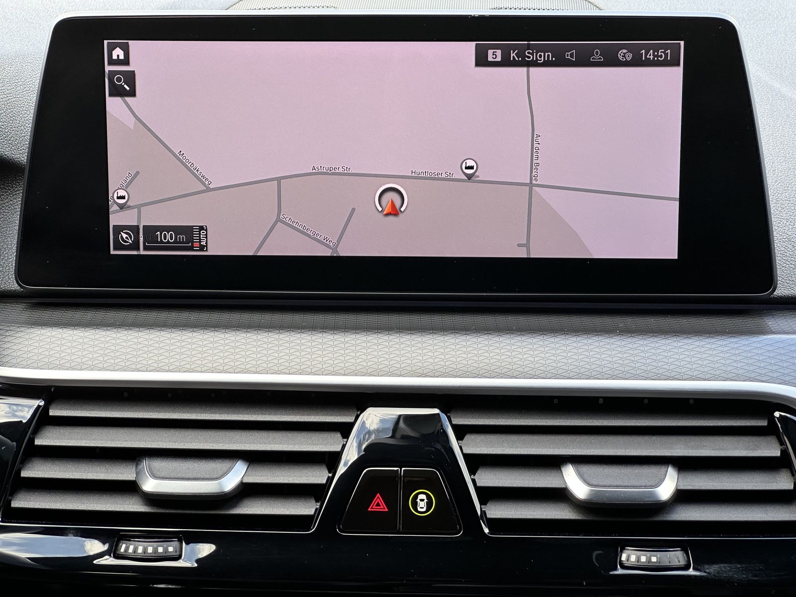 Fahrzeugabbildung BMW 540i Touring xDrive M-Sport NAV+LED+HEAD-UP+KAM