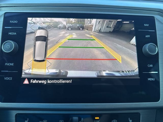 Passat Variant 2.0 TDI DSG LED+NAVI.+AHK+RFK+ACC