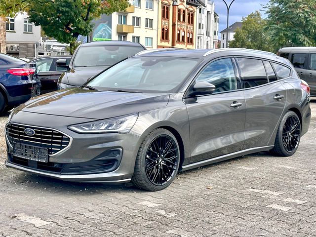 Ford FOCUS TURNIER TITANIUM STYLE*AUTOM.+LED*