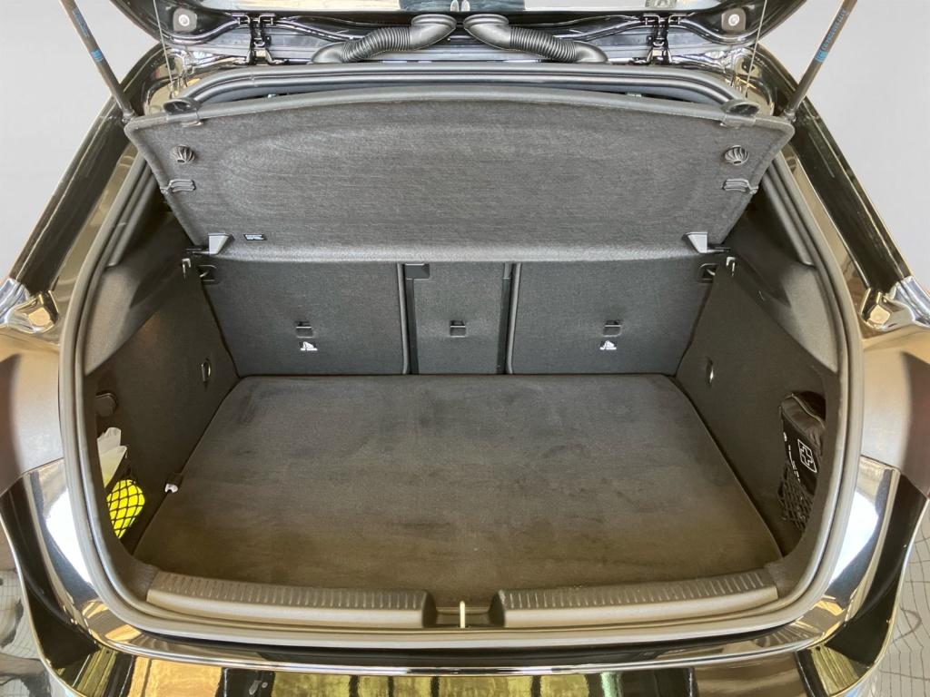Mercedes-Benz A 250 e AMG|DISTR|MBEAM|360°|TOTW|AHK|PRE-SAFE|