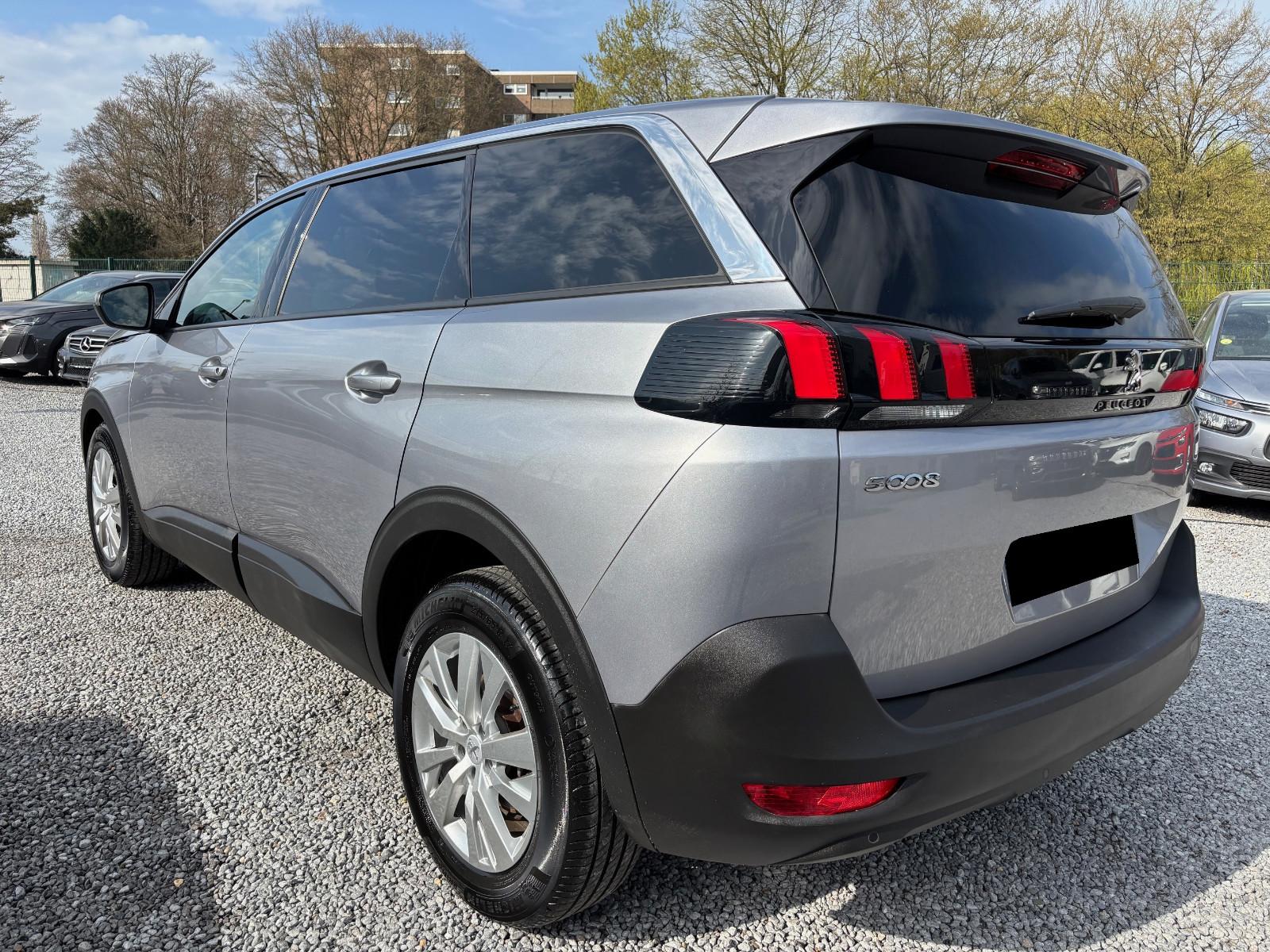 Peugeot 5008 Active Business ALU NAVI 7-Sitze
