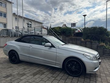 Mercedes E 200 - 12
