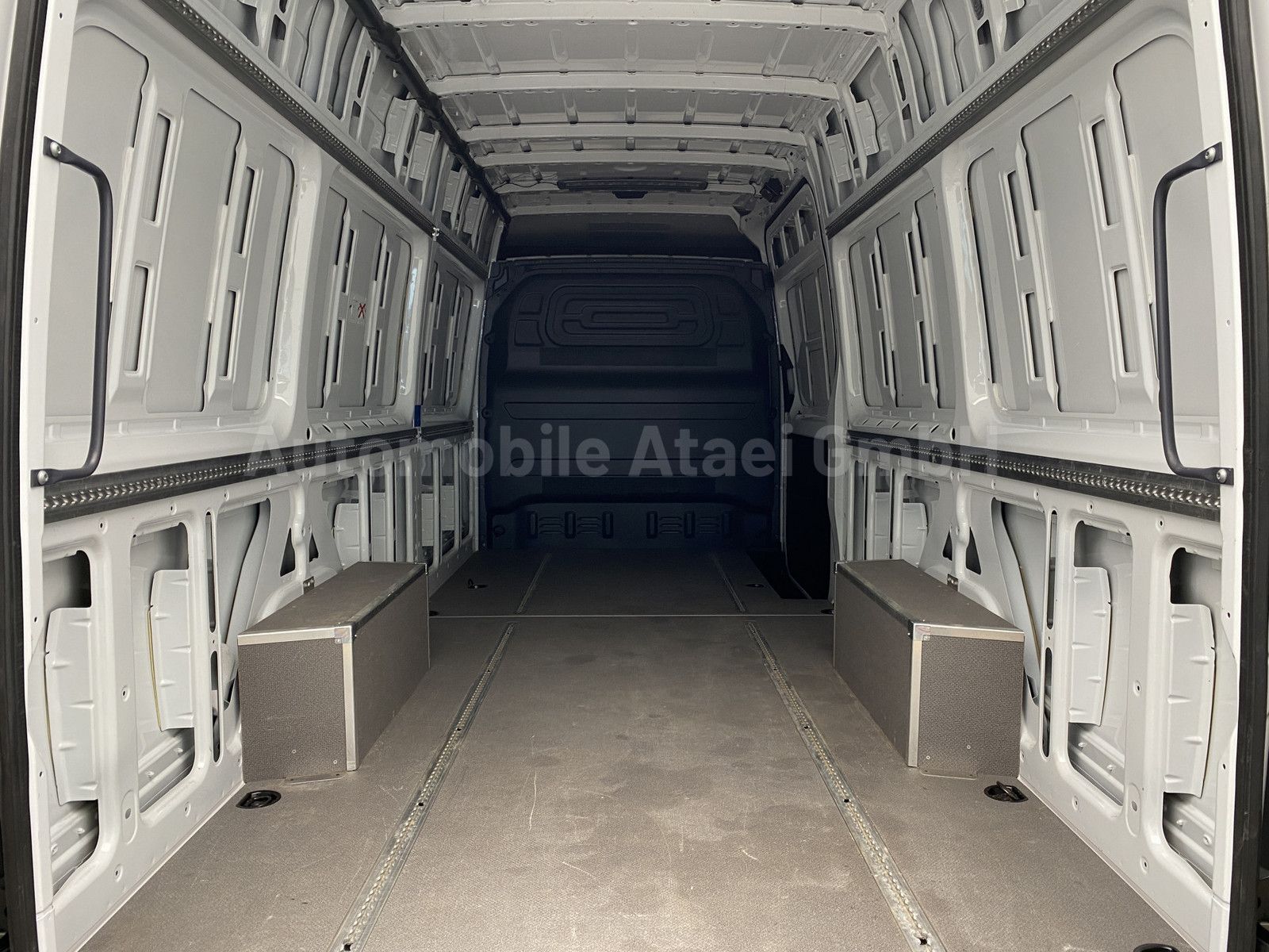 Fahrzeugabbildung Mercedes-Benz Sprinter 317 Maxi Automatik AHK 3,5t+360° 0616